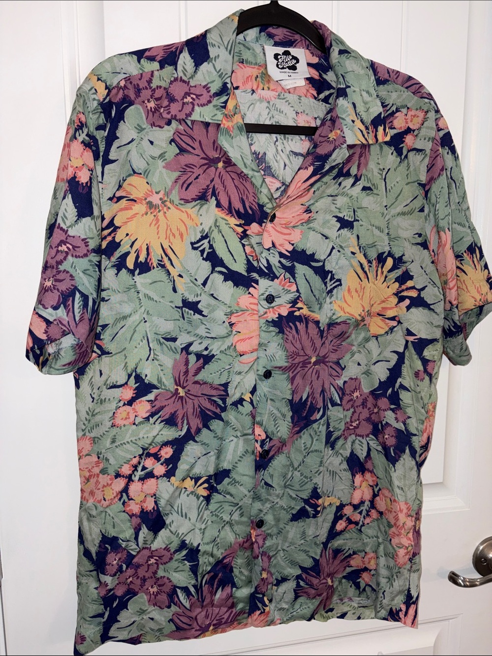 Vintage RARE Men's Hilo Hattie Button Down Hawaiian Shirt MEDIUM
